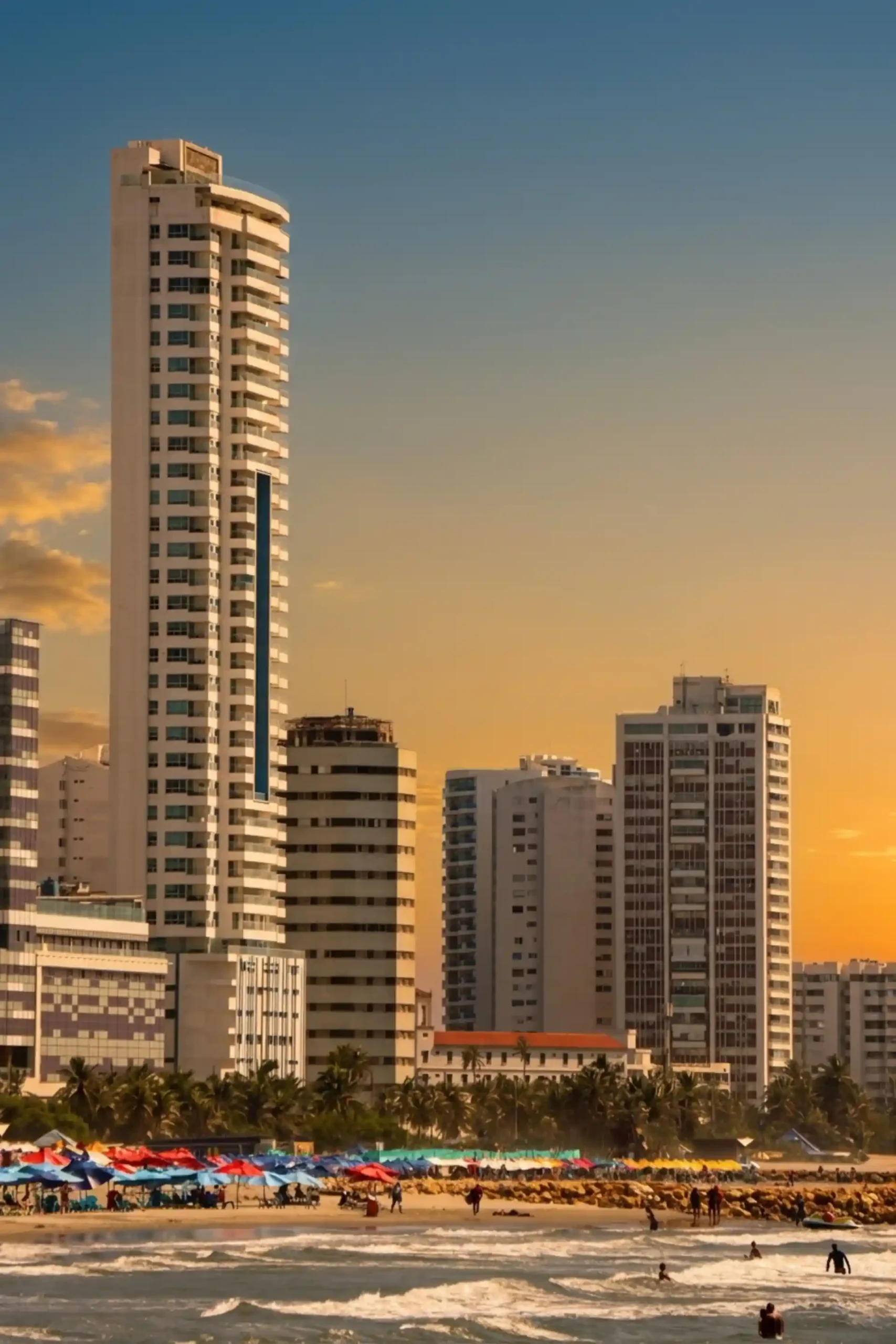 Fachada de edificio de lujo en Cartagena